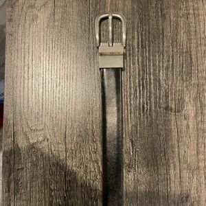 Reversible Black/Brown Leather Belt with Oval Silver Buckle